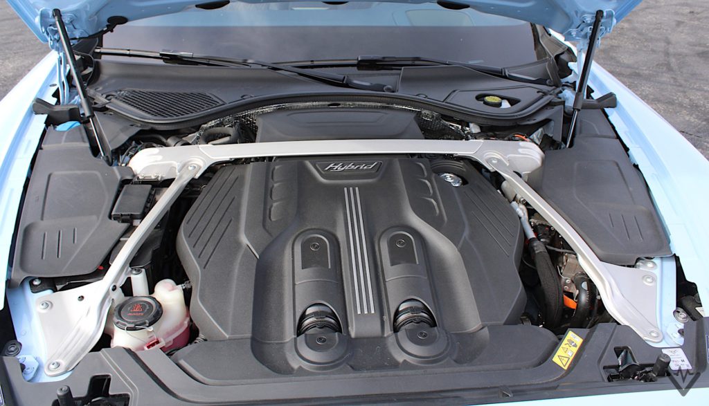 2022 Bentley Flying Spur Hybrid engine 01