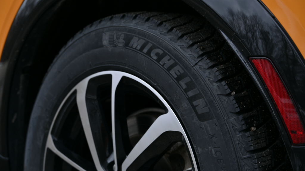Michelin X Ice Snow Winter Tire 07