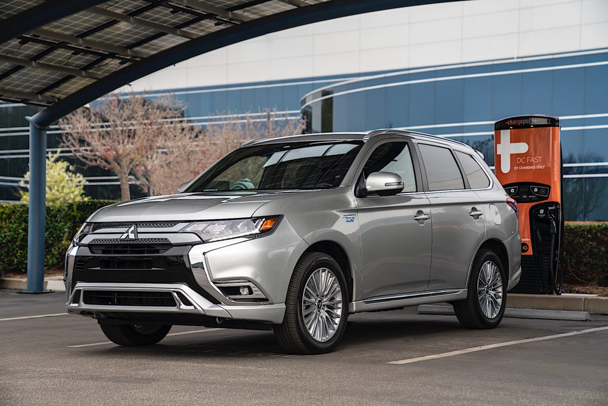 2019 Mitsubishi Outlander 106 copy source