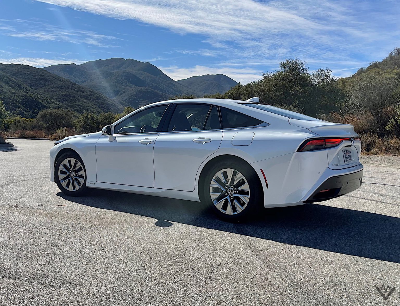 2021 Toyota Mirai first drive review: The best new car you probably can ...