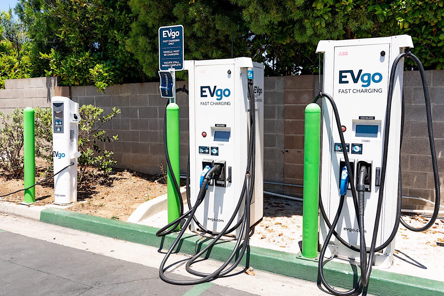 How to Charge An Electric Vehicle EV Pulse