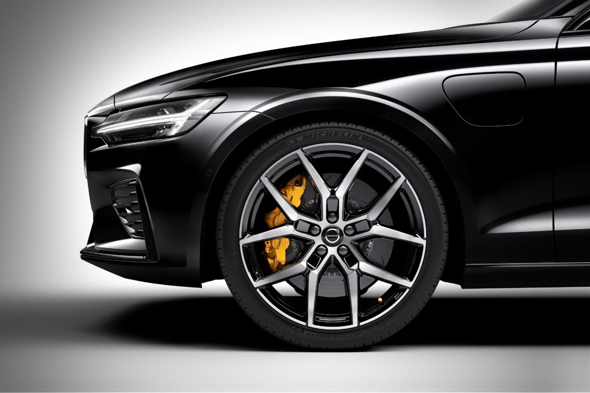 265656 S60 V60 Polestar Engineered in Black Stone scaled