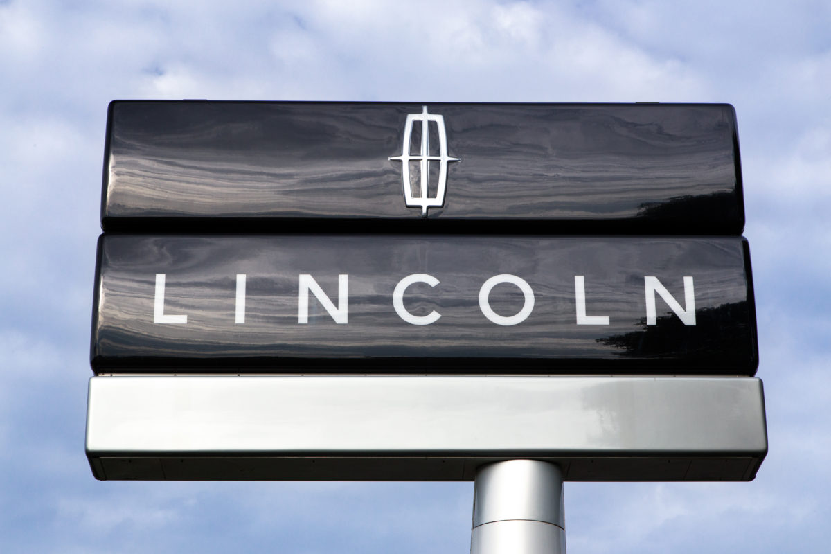 lincoln sign scaled