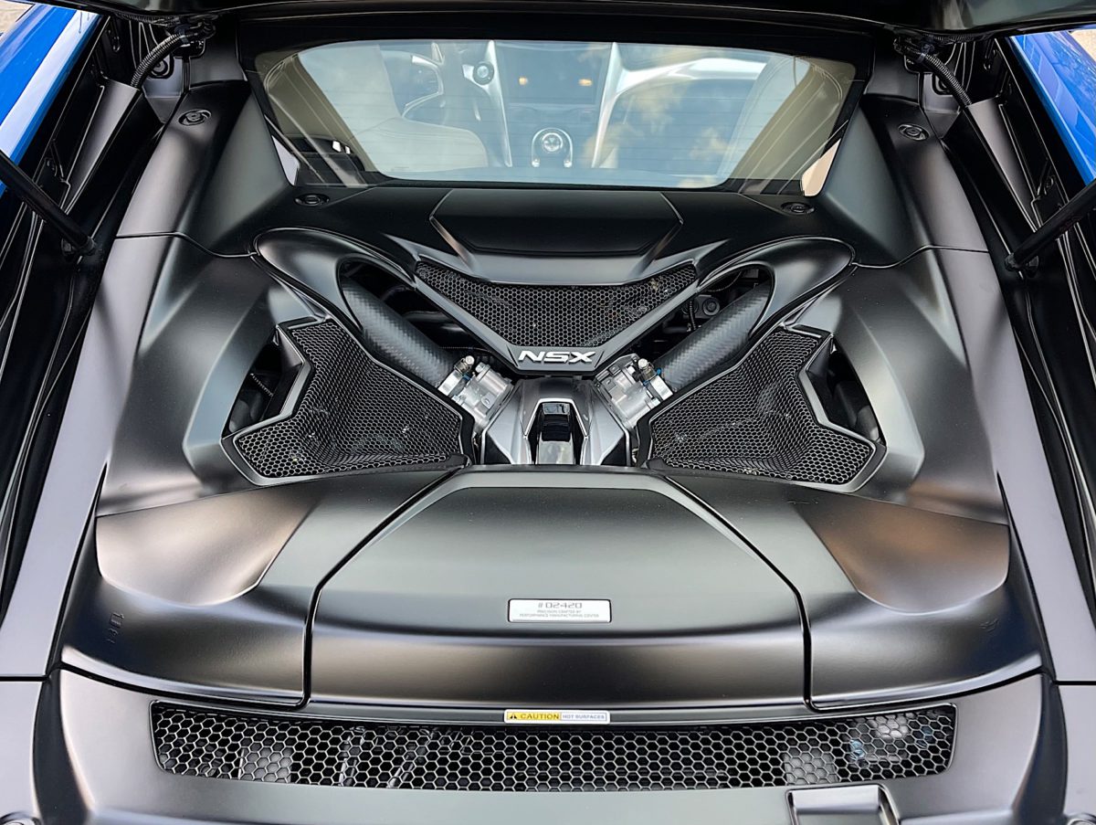 2021 Acura NSX engine 01 2
