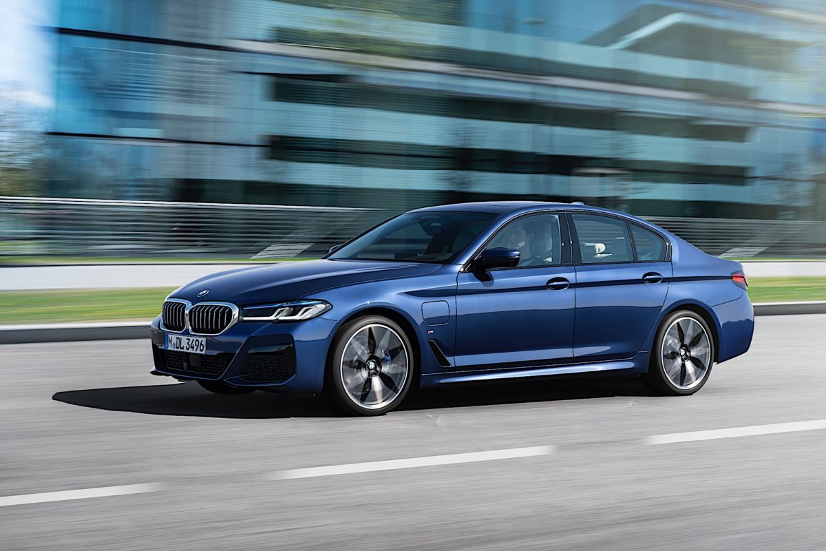2021 BMW 530e P90389010 highRes 1