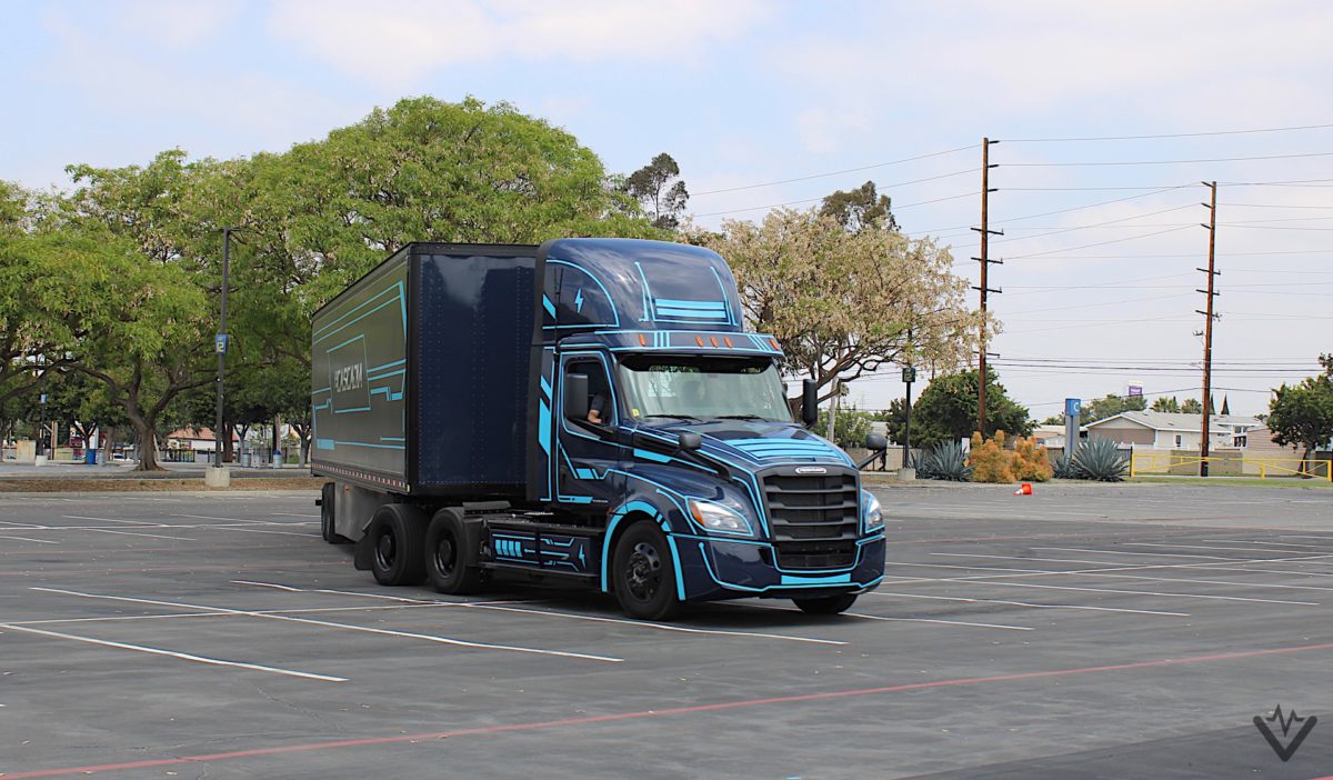 Freightliner eCascadia 05 1