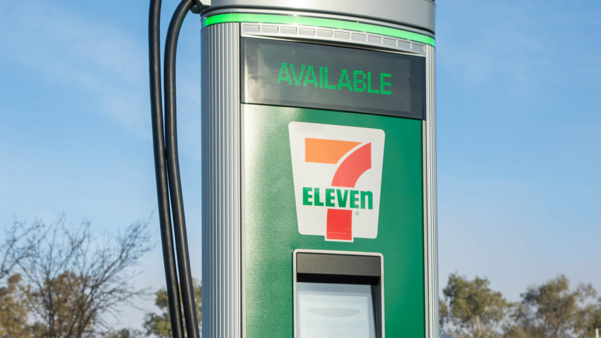 7 11 hero