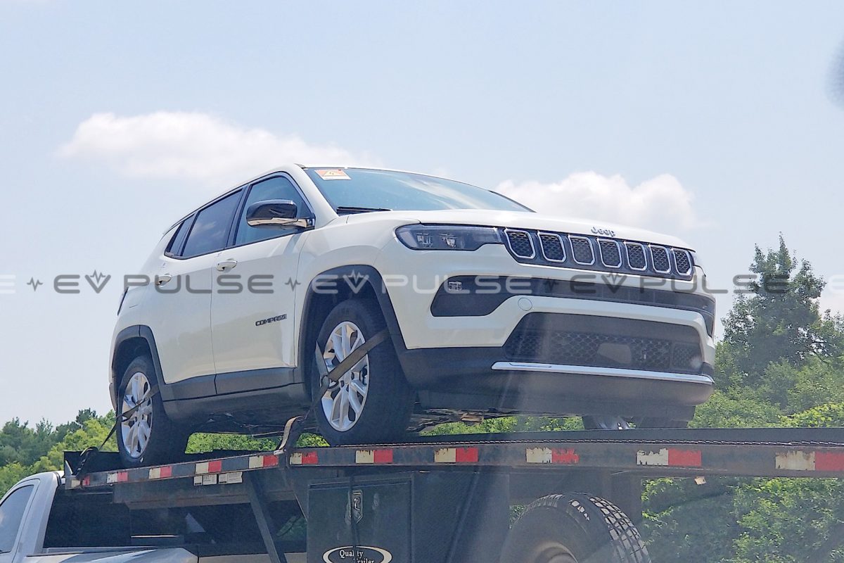 Jeep Compass MHEV 002 1