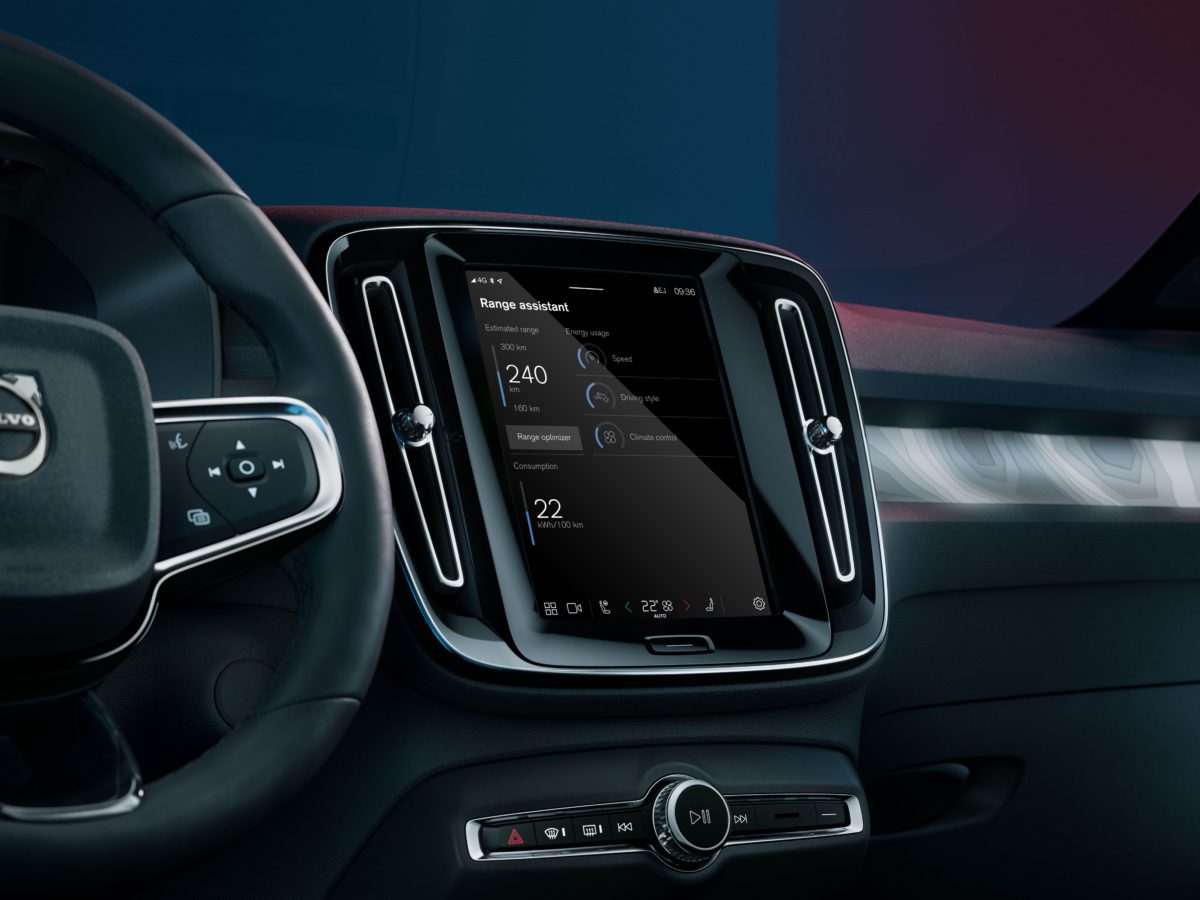 289322 Volvo Cars new Range Assistant app for fully electric cars