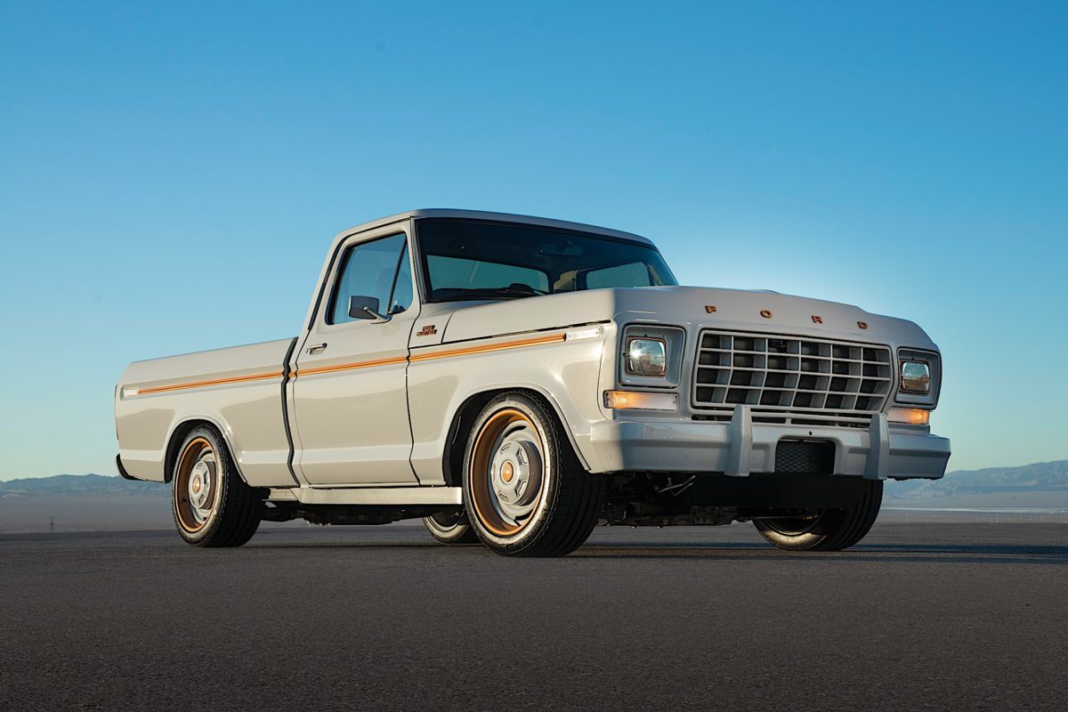 All electric Ford F 100 Eluminator concept truck 01