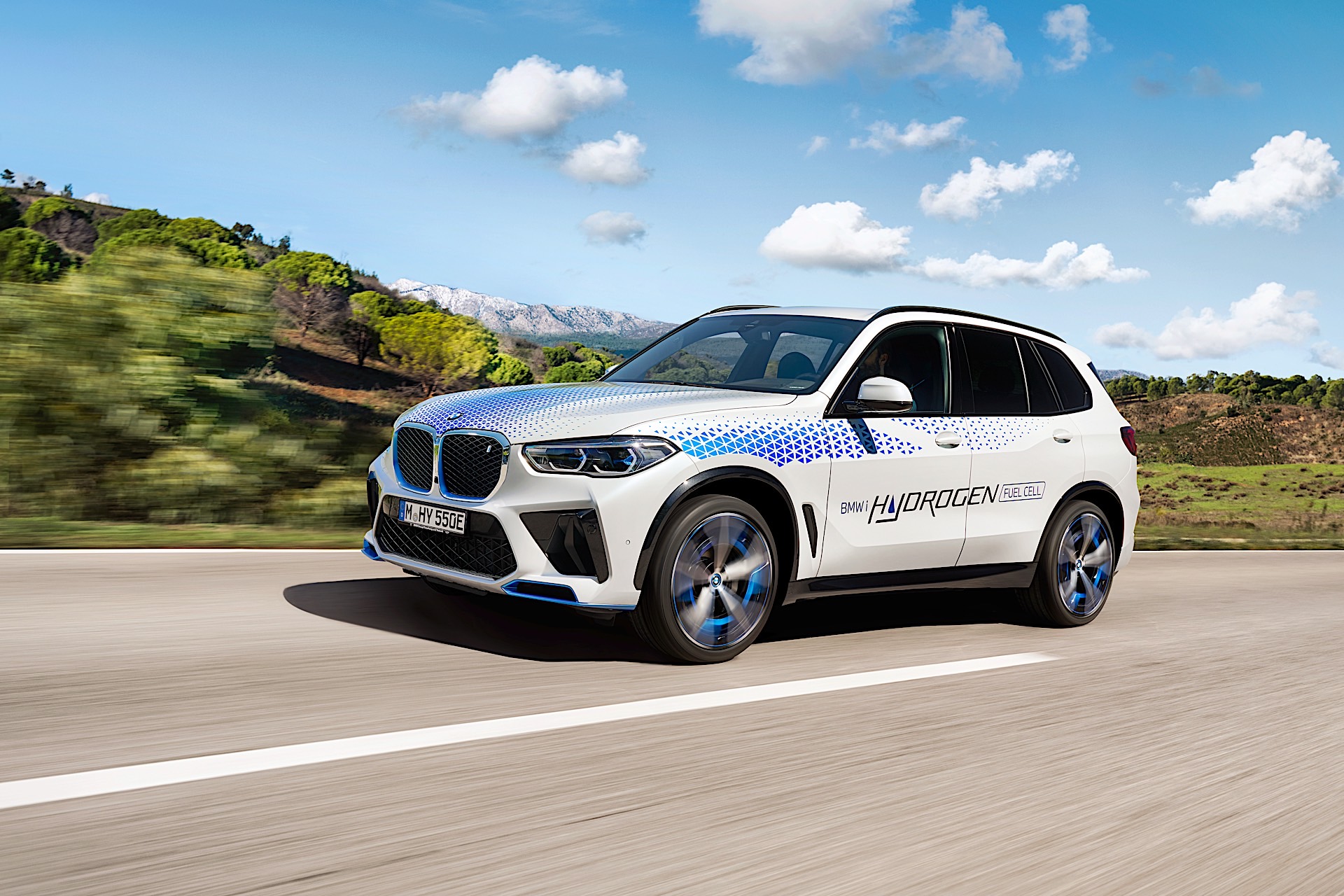 Bmw Ix5 Hydrogen Shows Off Brands First Fcv Powertrain Ev Pulse