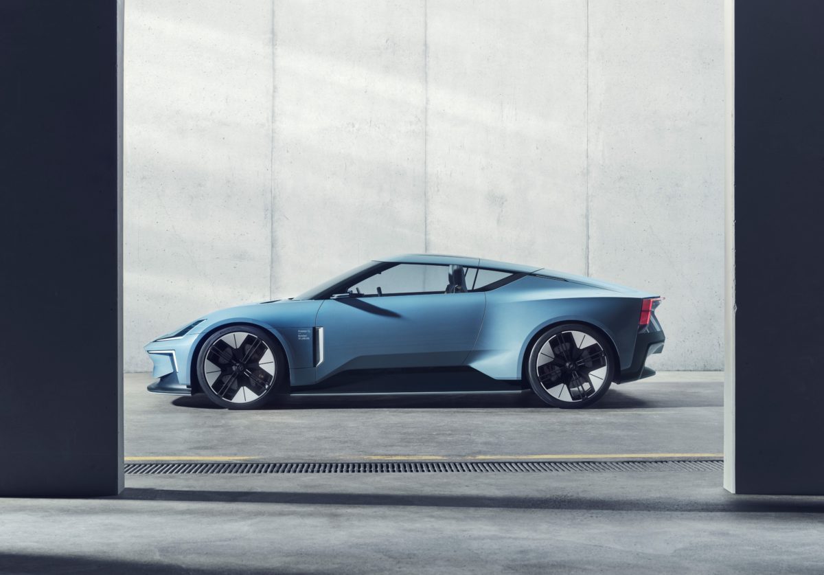646266 20220302 Polestar O2 electric performance roadster concept
