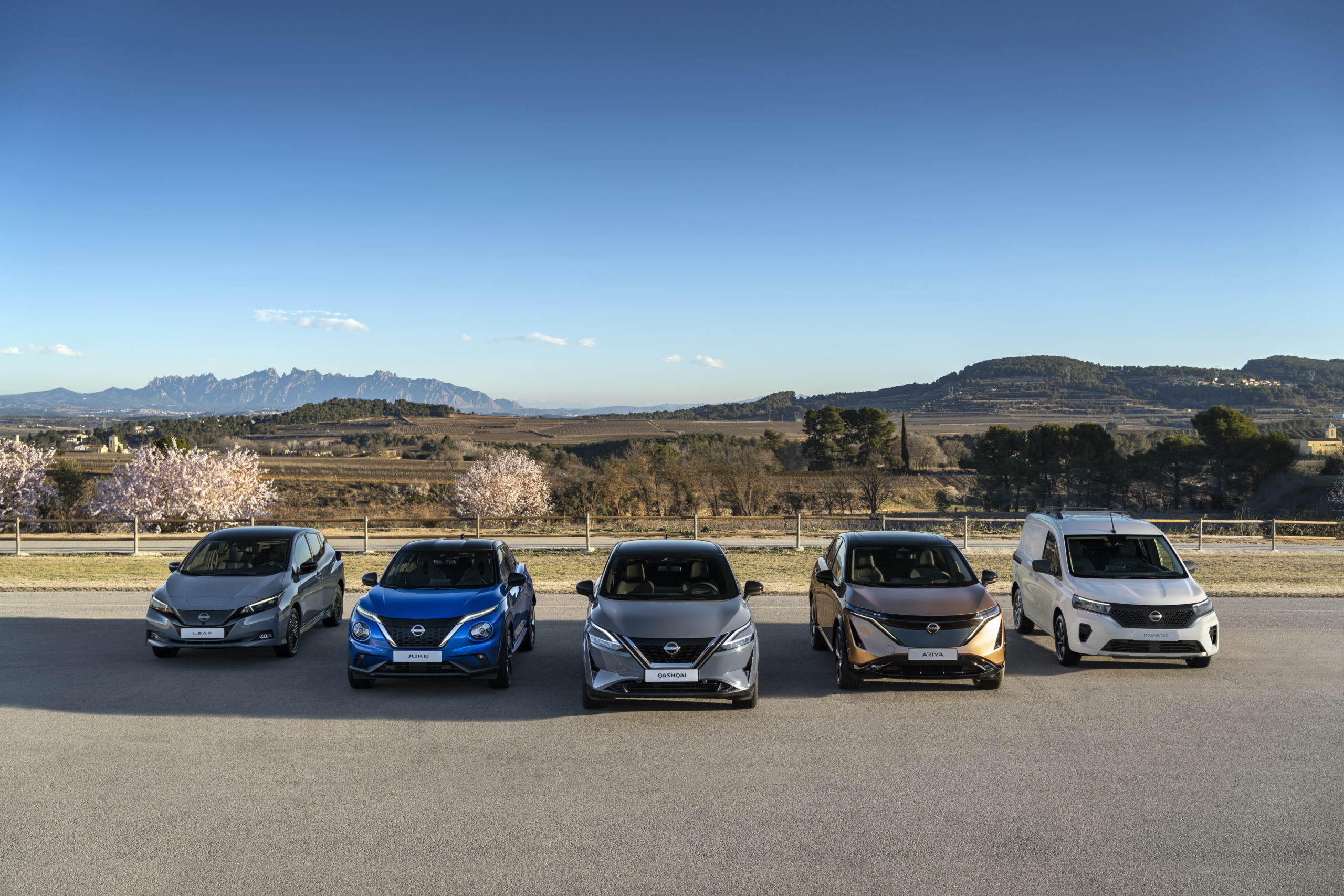 nissan-doubles-down-on-electrification-ends-investment-in-pure-internal-combustion-engines-ev
