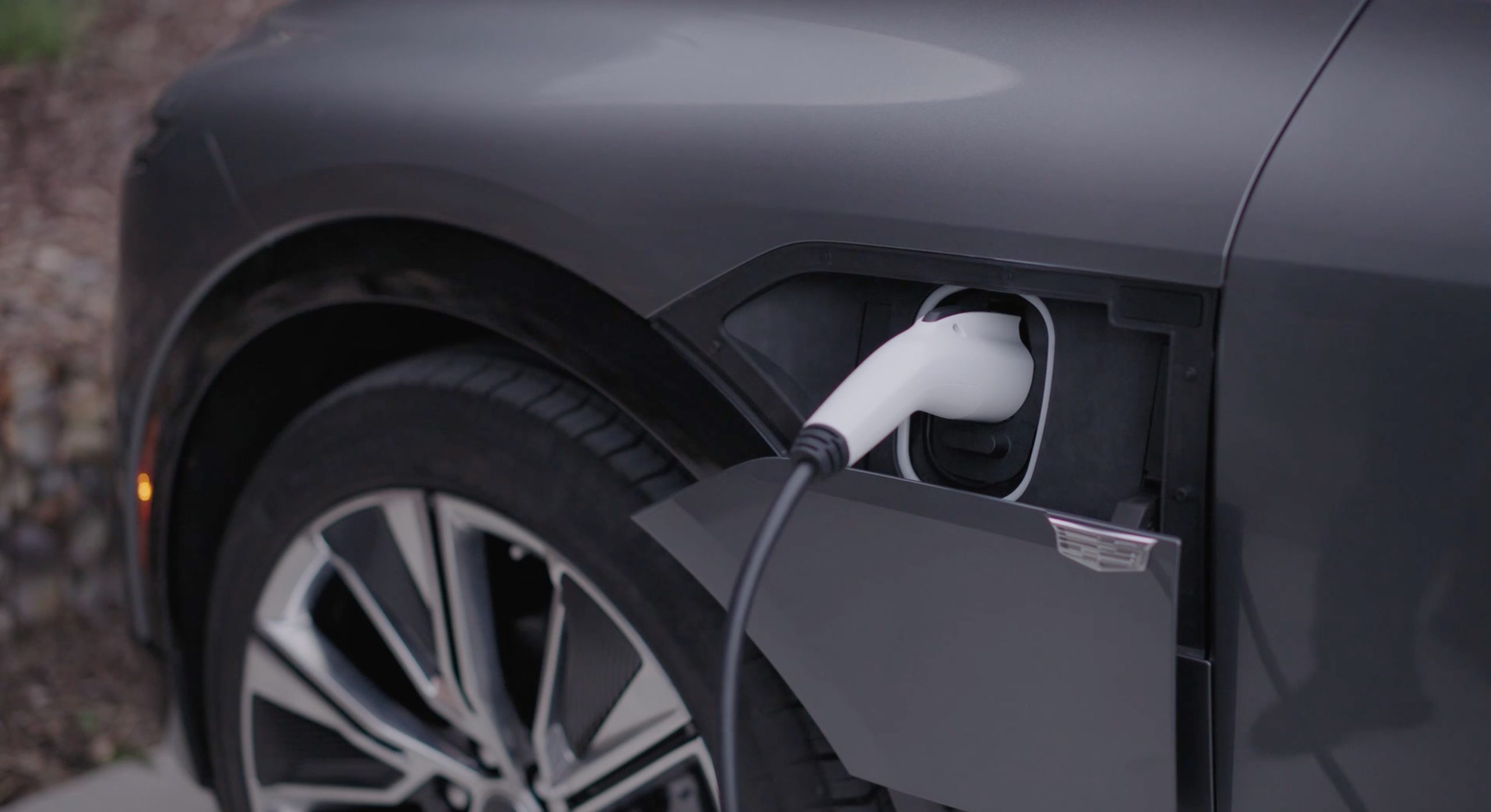 EV 101 Can the Cadillac Lyriq use a Tesla Supercharger charging