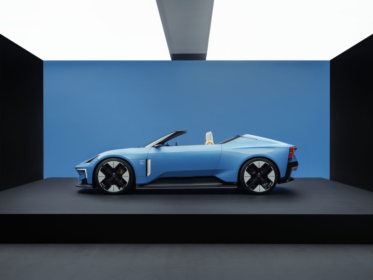 656745 20220816 Polestar electric roadster concept