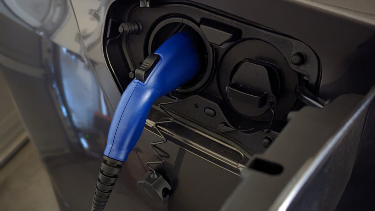 do i need a level 2 home charger for my toyota prius prime
