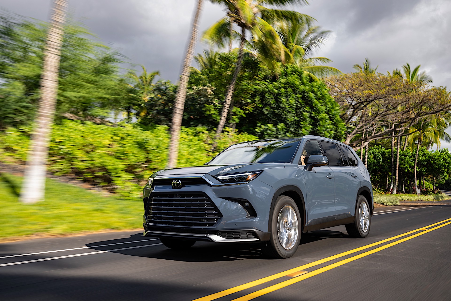 2024 Toyota Grand Highlander first drive review Toyota gets the hybrid 3row formula right EV