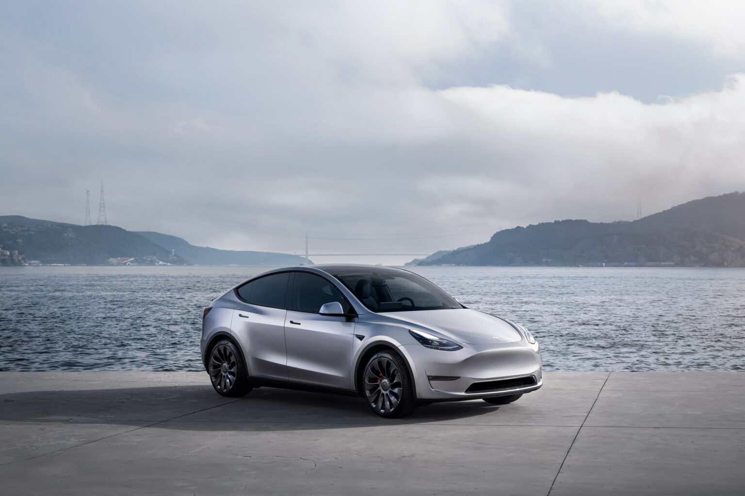 Tesla model x p100d панорамная крыша