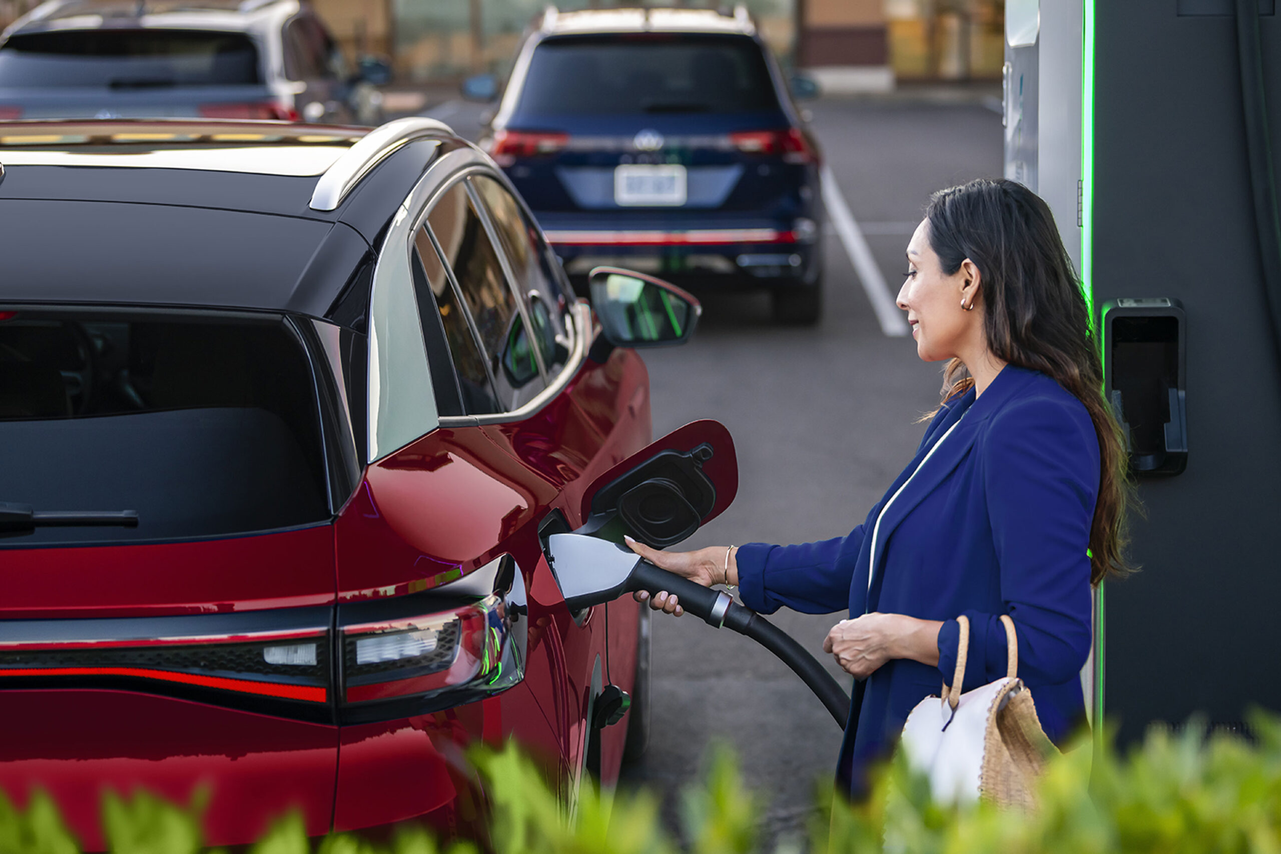 Plugandcharge capability coming to 2023 Volkswagen ID.4 SUV EV Pulse