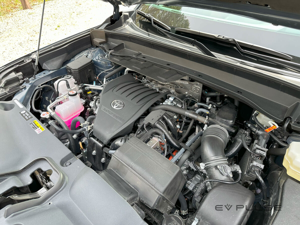 2024 Toyota Grand Highlander Platinum review: Stretch your legs - EV Pulse