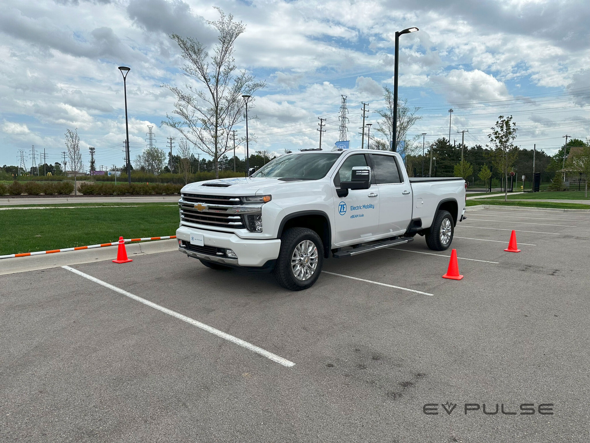 ZF eBeam Axle technology simplifies heavy vehicle