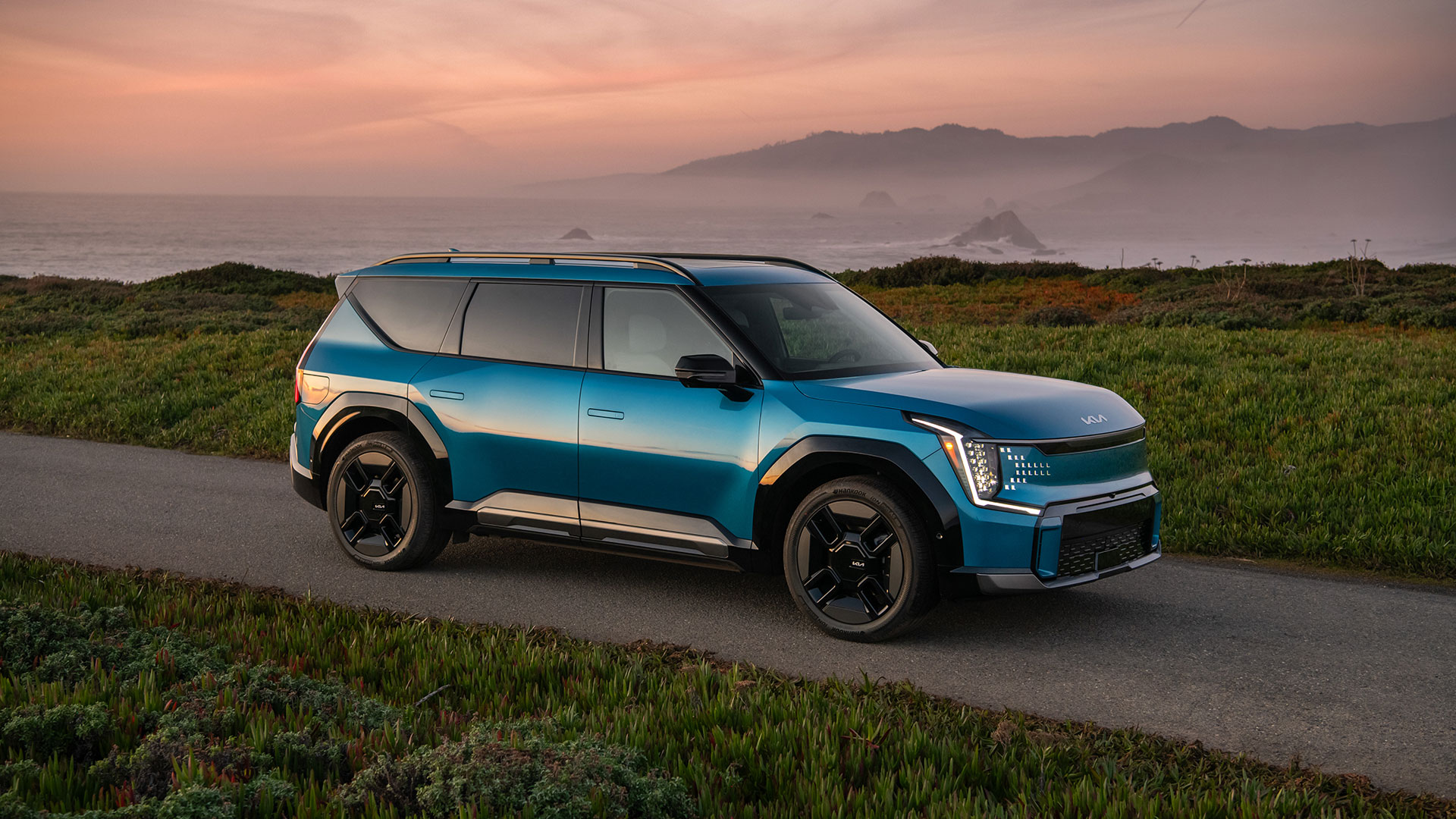 Kia EV9 named Edmunds Top Rated 2025 Electric SUV EV Pulse